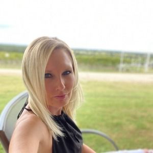 Meet your Posher, Tabitha